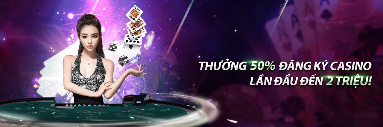 Hình ảnh bàn Baccarat với chip và bài, thể hiện chiến lược chơi hiệu quả tại SumVipClub